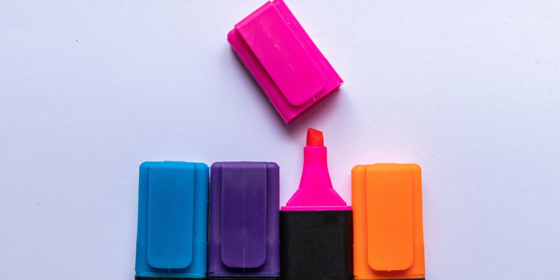 Use highlighters to retain knowledge better