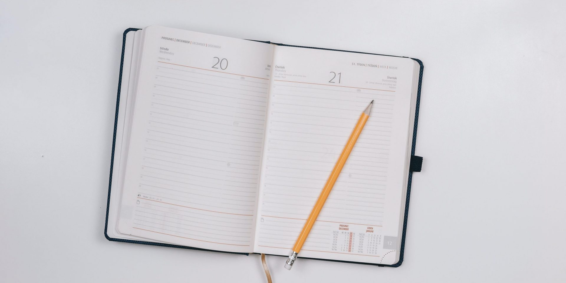 Set recurring dates for your repeating courses and compliance training