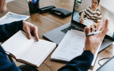 Why the new mentor and mentee relationship should be a two-way street